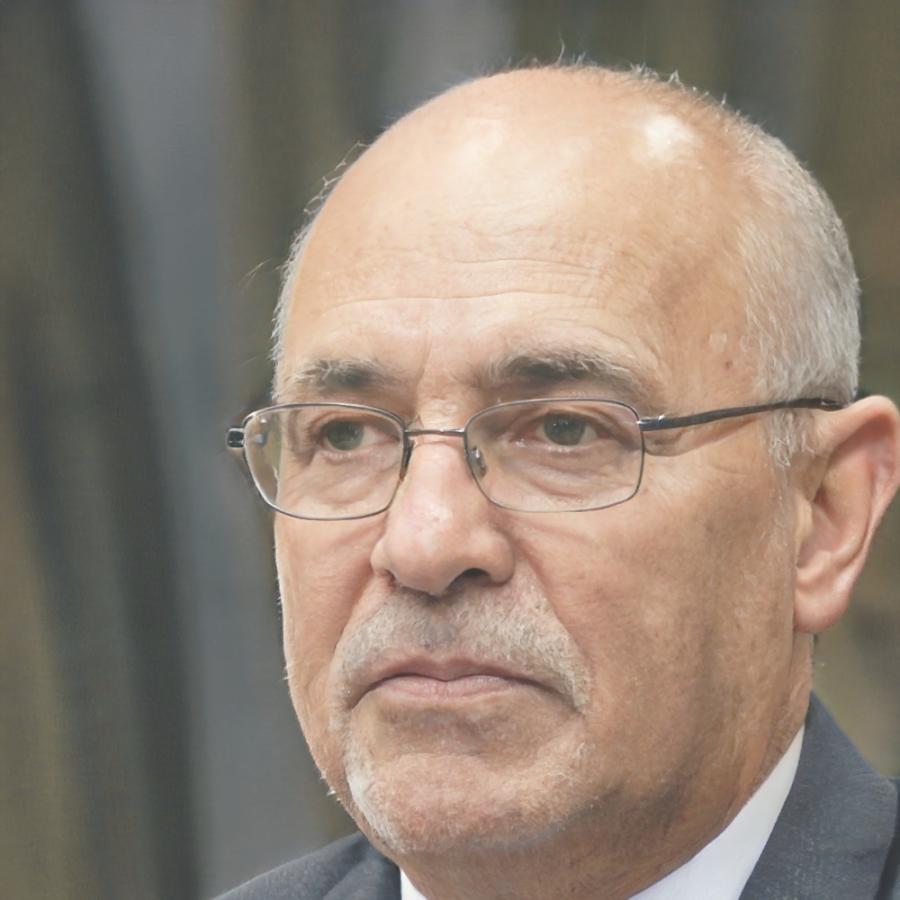 Portrait de Mehdi Tavernier